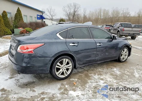 2015 Nissan Altima 3.5S from USA, damaged, VIN 1N4BL3AP2FC202199